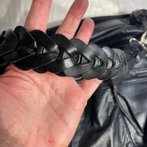 Large leather shoulder Bag - Picture 3 of 7